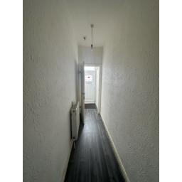 7 Vincent Street Hallway.jpg