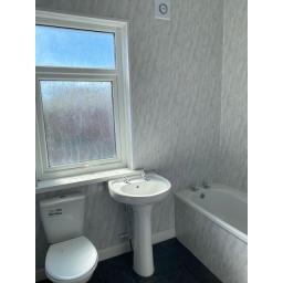 2 Faraday Street BATHROOM High yielding tenanted property in County Durham  (3).jpg