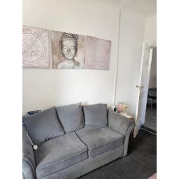 4 Ford Terrace - Living Room 2.jpg