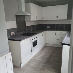Managed High yielding property for Sale – Refurbished kitchen (3).jpg