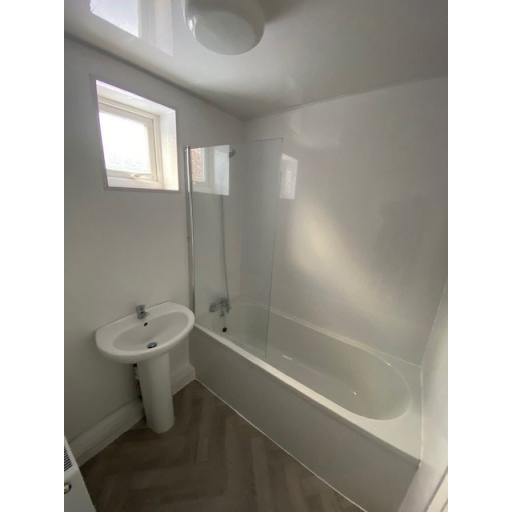 Managed High yielding property for Sale – Refurbished bathroom.jpg