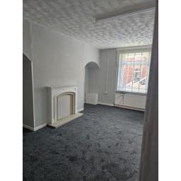 Living Room 1.jpg
