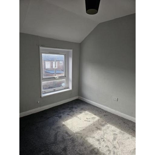 26 James Street - Bedroom.jpg