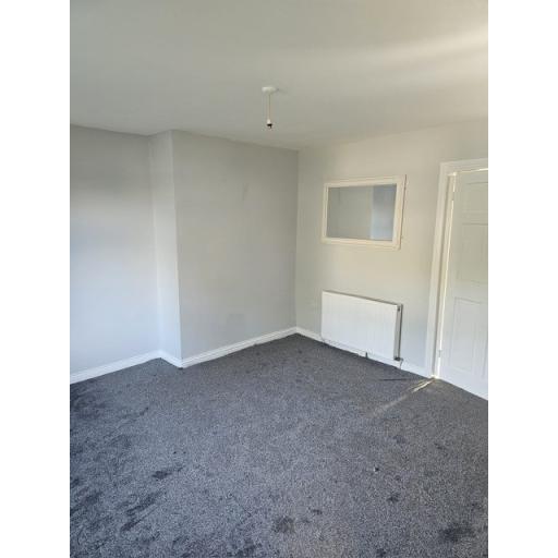26 James Street - Living Room 1.jpg