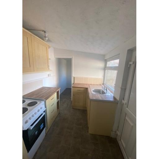 36 Raby Terrace Kitchen.jpg