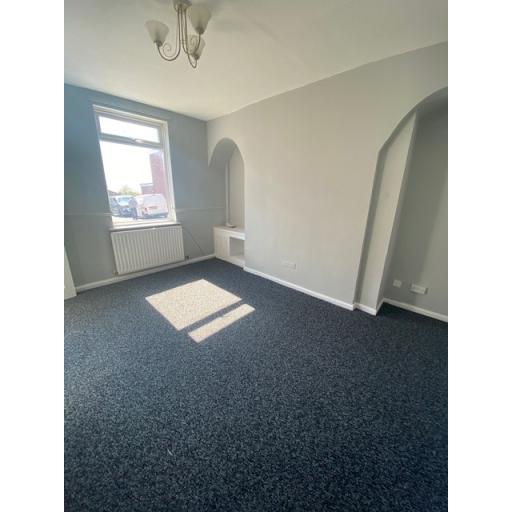 29 Rennie Street Lounge 2.jpg