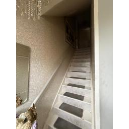 5 High Street F.hill stairs.jpg