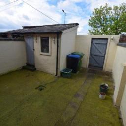 45 Davy Street - Rear Yard.jpg