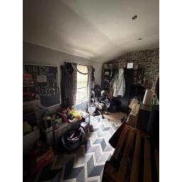 5 High Street F.hill bedroom.jpg