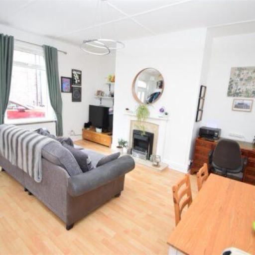 45 Davy Street - Living Dining Room.jpg