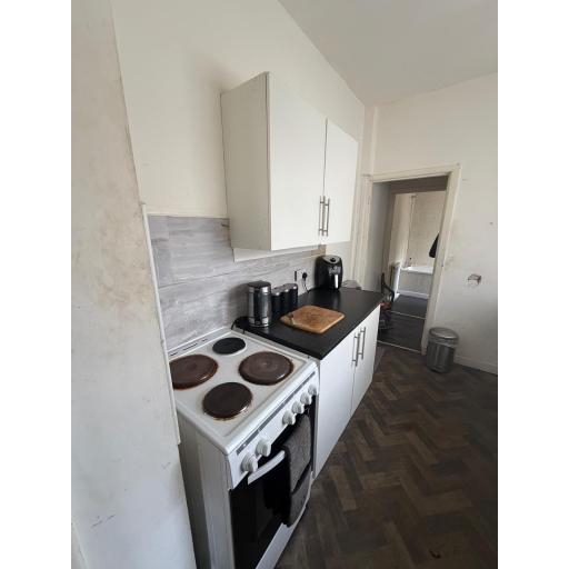 Barwick St 18 - Kitchen.jpg