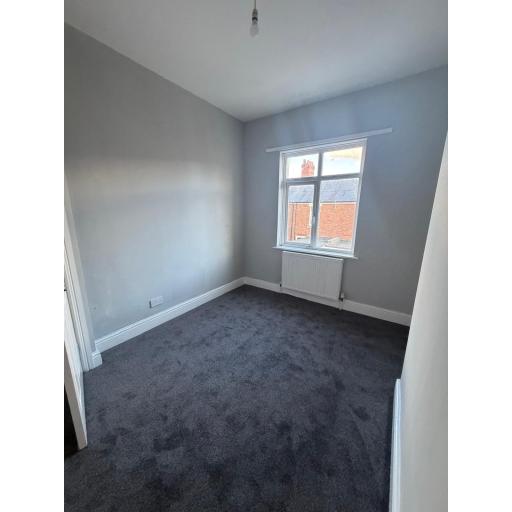 27 Dale St - Bedroom 2.jpg